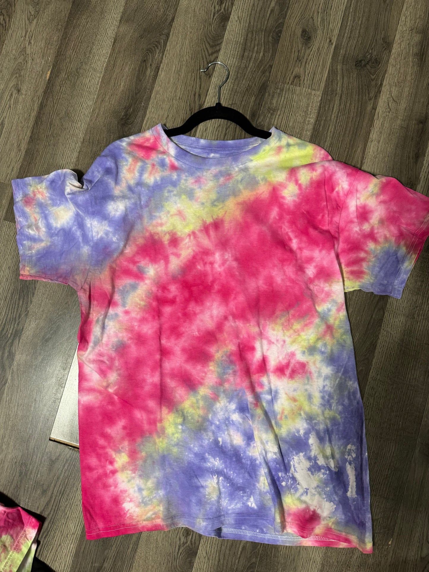 Plain Tie Dye Tee